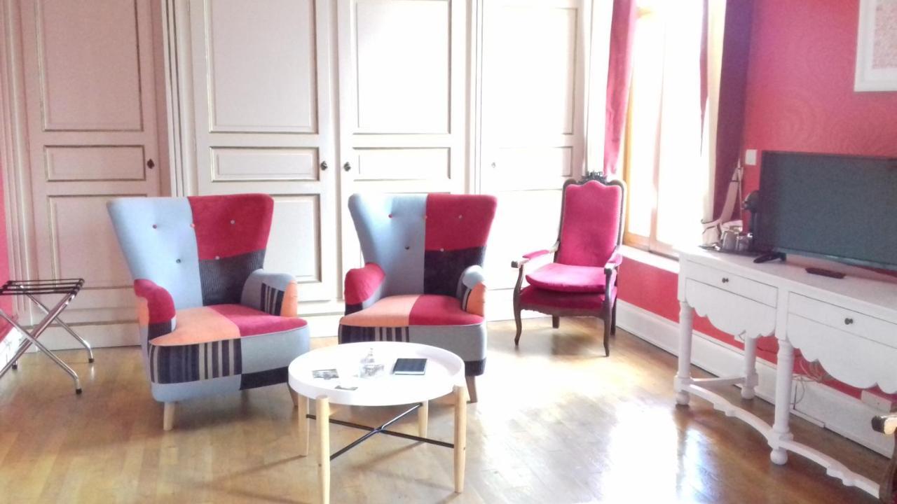 Le Manoir De La Mantille Caudry Luaran gambar
