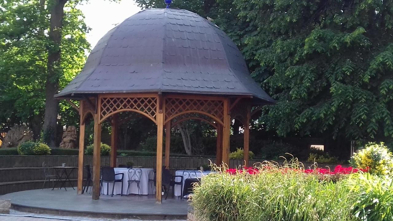 Le Manoir De La Mantille Caudry Luaran gambar