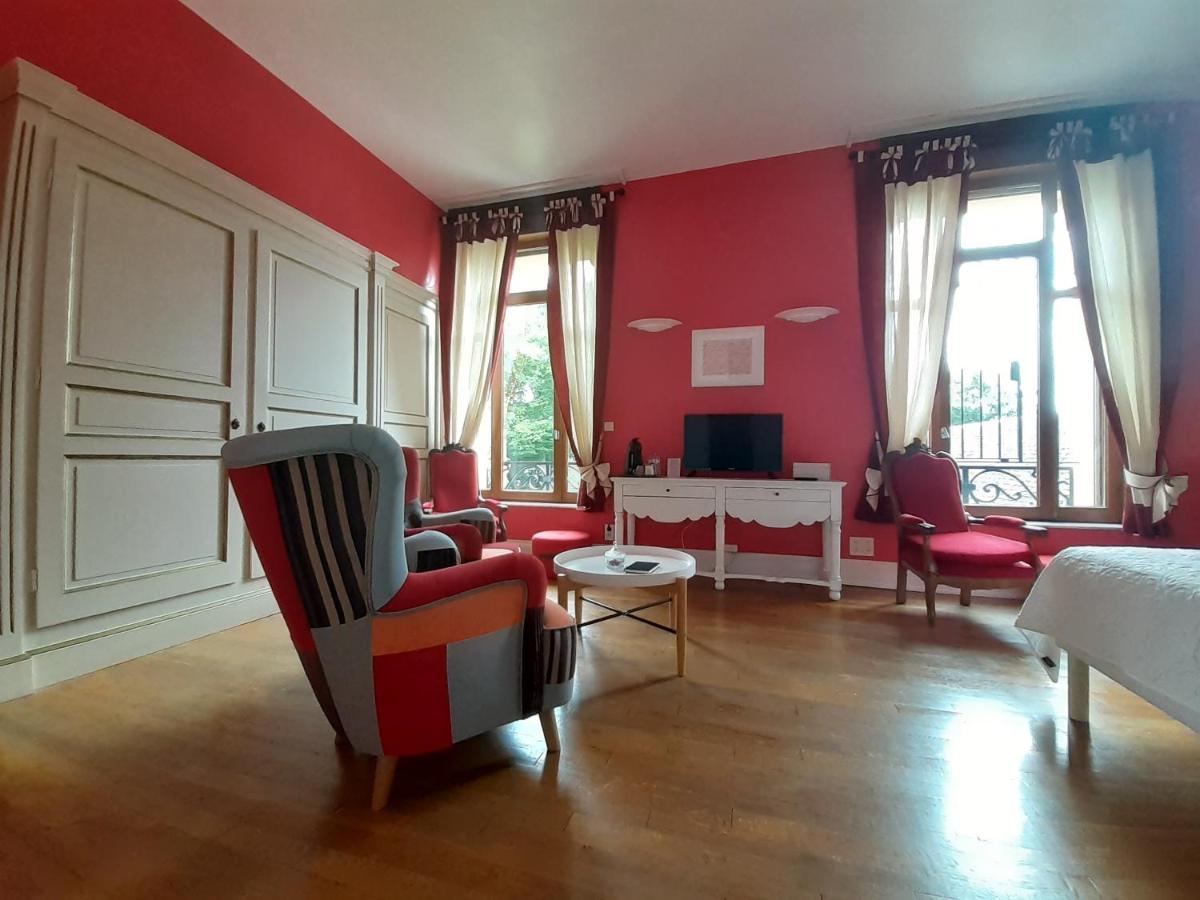Le Manoir De La Mantille Caudry Luaran gambar
