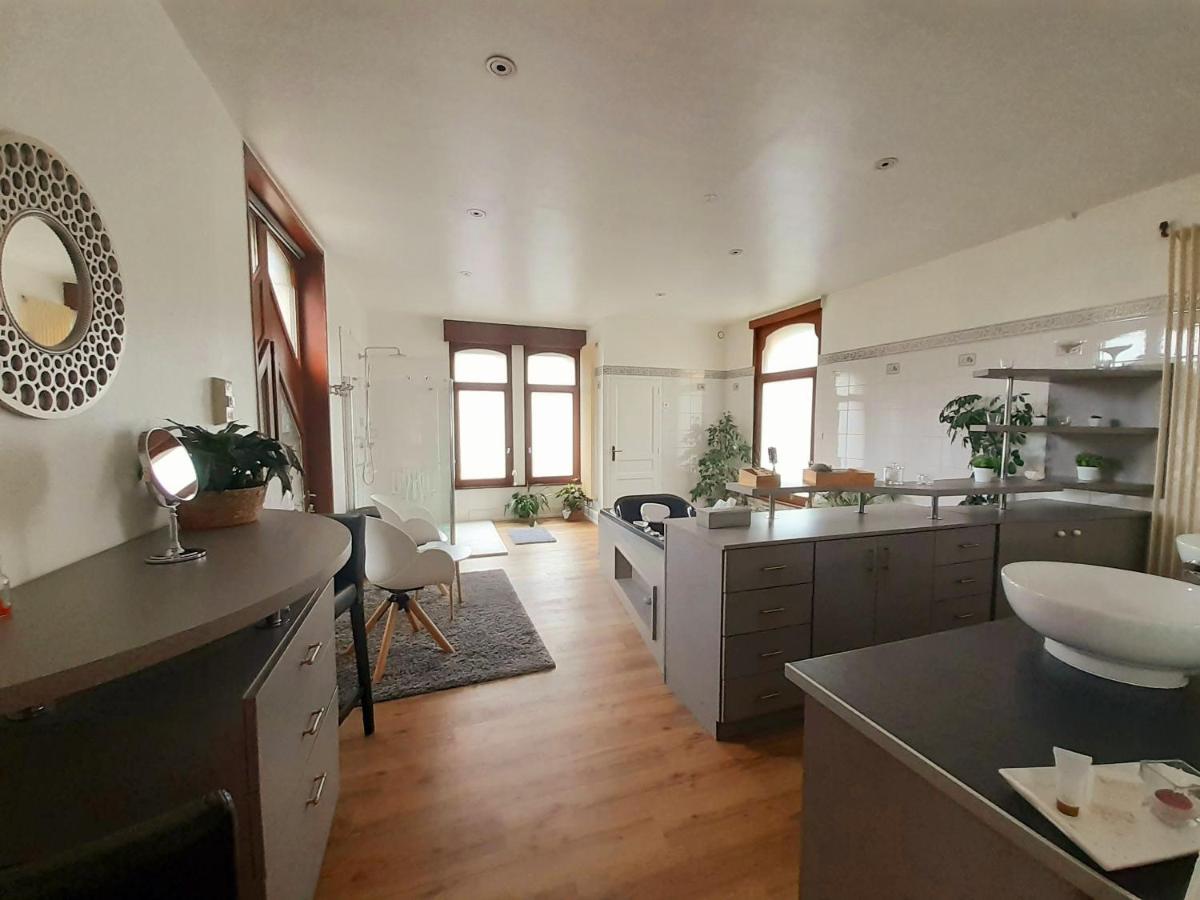 Le Manoir De La Mantille Caudry Luaran gambar