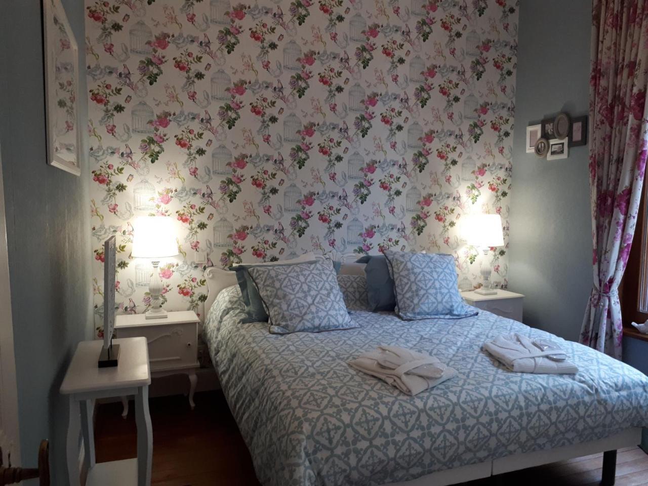 Le Manoir De La Mantille Caudry Luaran gambar