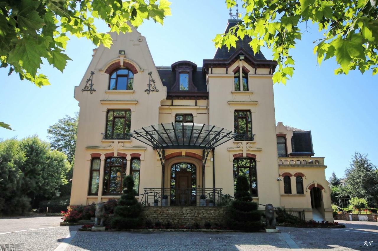 Le Manoir De La Mantille Caudry Luaran gambar